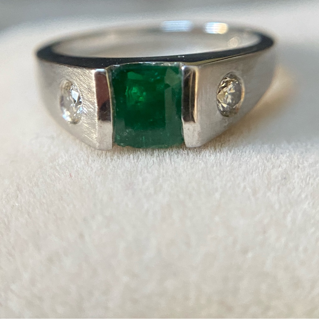 Genuine Diamond Emerald Solid 14kt Gold